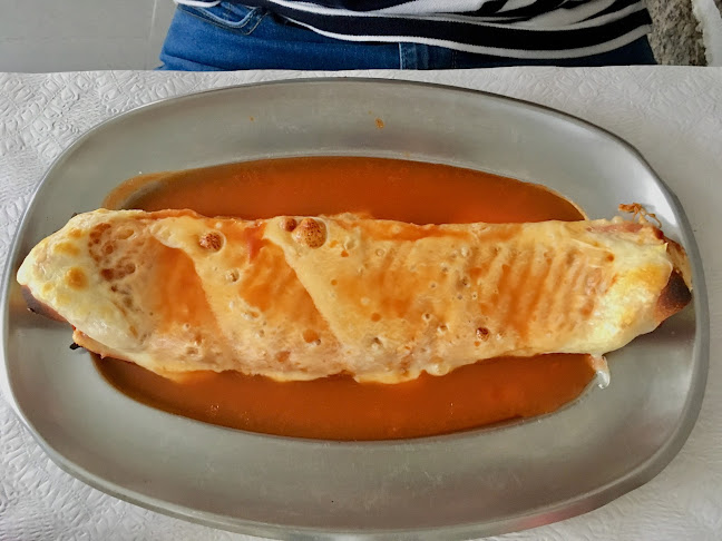 Comentarii opinii despre Pão Quente Jovem - Snacks