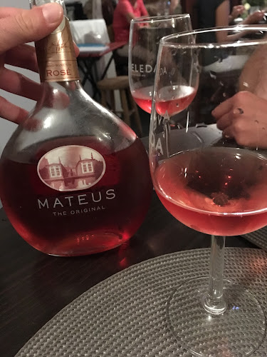 La Maison Rouge 40 - Gastronomia e hotelaria