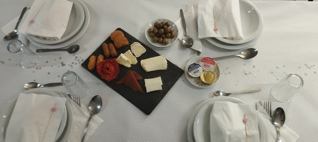 Opinii despre Académico dos Penedos Altos în Covilhã - Gastronomia e hotelaria