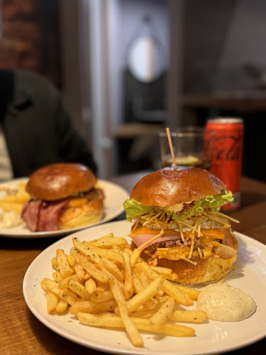 Golden Burger Lisboa - Lisboa