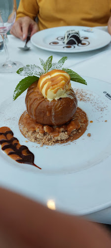 Comentarii opinii despre Tiles Restaurant