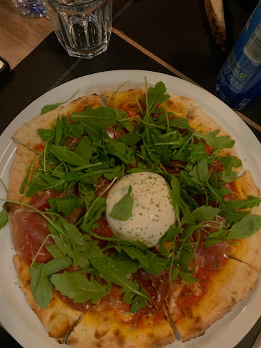 Famiglia Lamana Pizzeria - Gastronomia e hotelaria