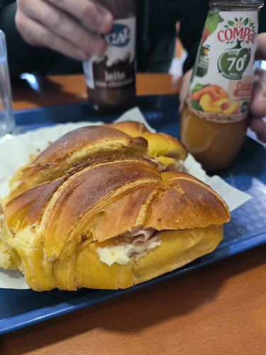 Opinii despre Pão de Alcobaça în Alcobaça - Gastronomia e hotelaria