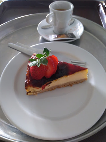 Rua do Cabo 16, Urbanização Tulipa Férias C08, 8125-171 Quarteira