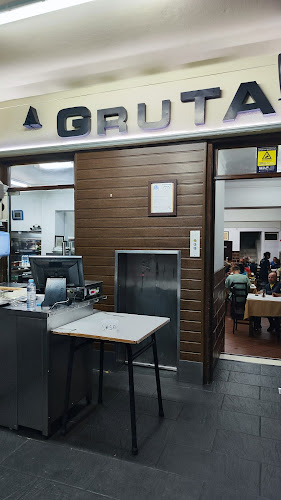 A Gruta - Gastronomia e hotelaria