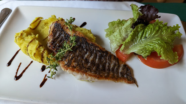 Casa Velha - Gastronomia e hotelaria