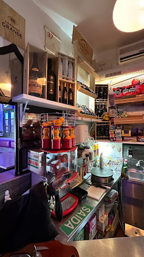 Comments and reviews of Tarant-in Café
