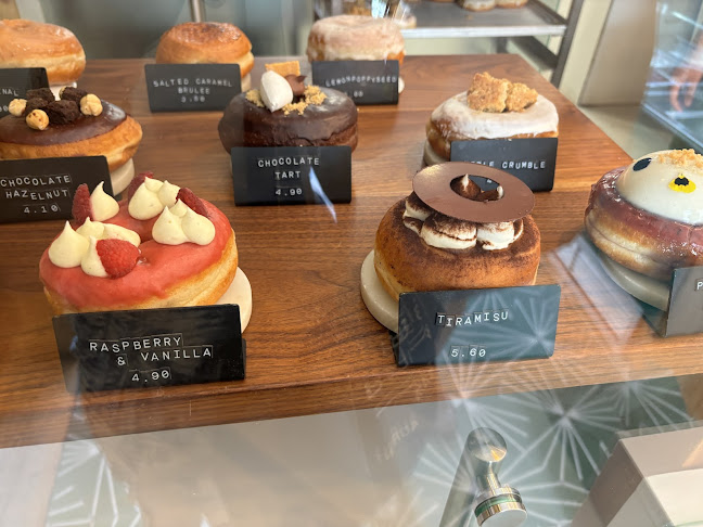 Scoop 'n Dough - Gastronomia e hotelaria