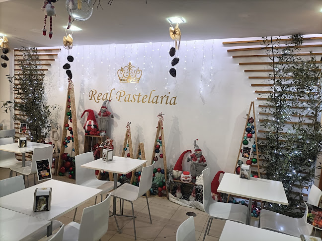 Real Pastelaria- Snacks