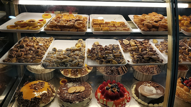 Opinii despre Confeitaria Damira în Ermesinde - Gastronomia e hotelaria