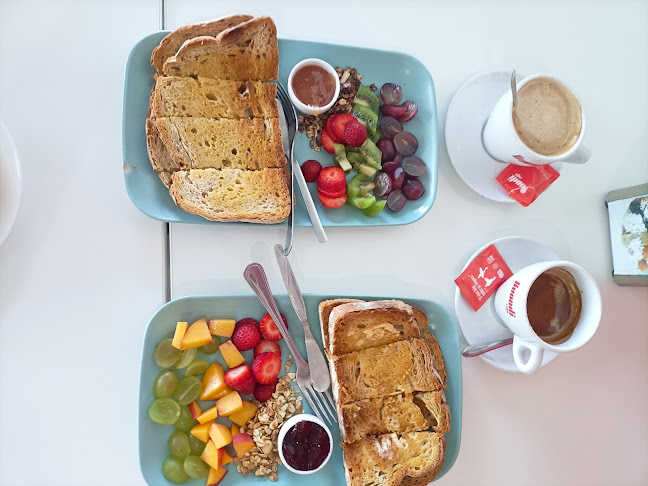 Comentarii opinii despre Real Pastelaria- Snacks