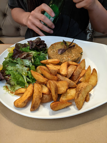 Av. Manuel Remígio, 2450-106 Nazaré