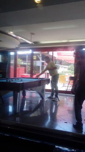 Opinii despre Café São Roque - Snaks în Santo Tirso - Gastronomia e hotelaria