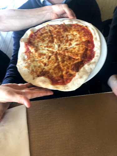 Restaurante-Pizzaria Beira Rio - Gastronomia e hotelaria