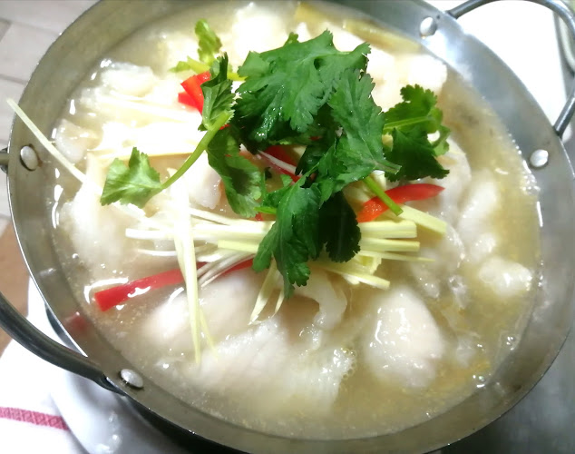 Avenida da Fundação 33C, 2805-153 Almada