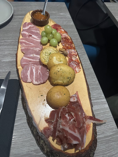 Grau Douro Tapas & Wine Bar - Gastronomia e hotelaria