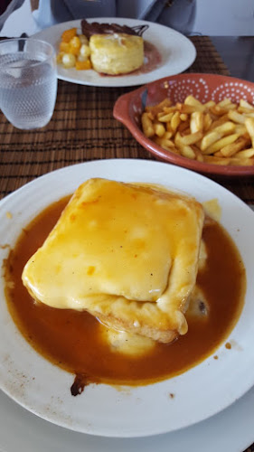 Rua dos Caldeireiros 135, 4050-140 Porto