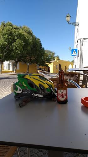 Comentarii opinii despre Bar A Colmeia