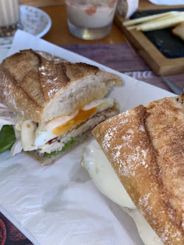 Taverna Pica cebola - Gastronomia e hotelaria