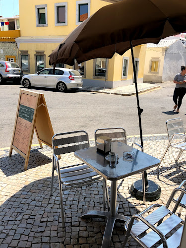 Rua Brites de Almeida 14 16A, 8000-234 Faro