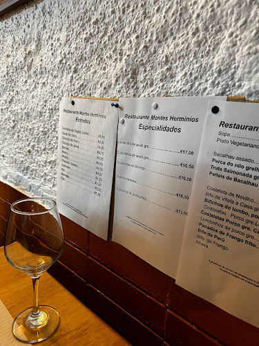 Montes Herminios - Gastronomia e hotelaria