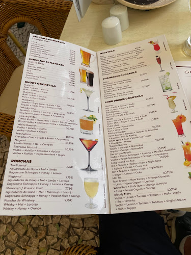 Golden Gate Grand Café - Gastronomia e hotelaria