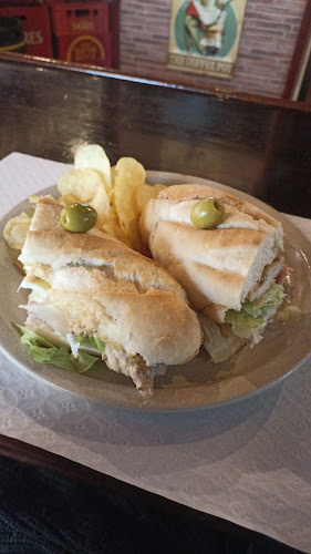 Tasca Farta - Velha Guarda - Gastronomia e hotelaria