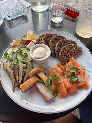 R. da Palmeira 28 C, 1200-313 Lisboa