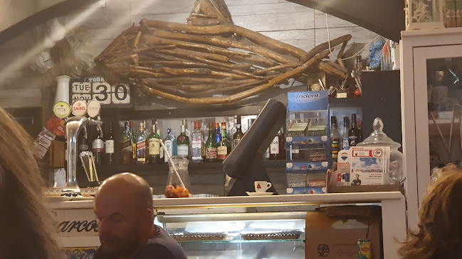 Café Pierrot (John's Place) - Gastronomia e hotelaria