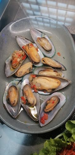 Comentarii opinii despre Mercado - Food & Drinks