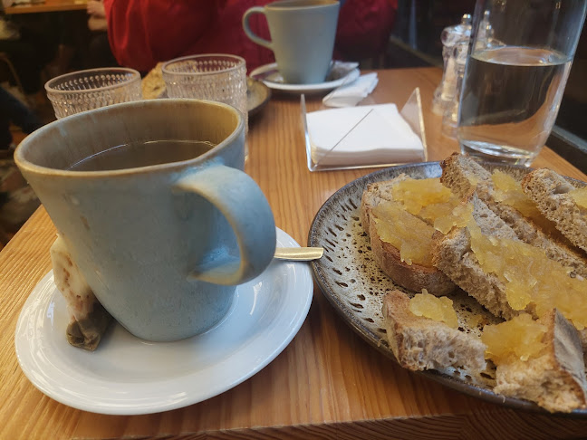 Opinii despre Mercador Café & Brunch în Porto - Gastronomia e hotelaria