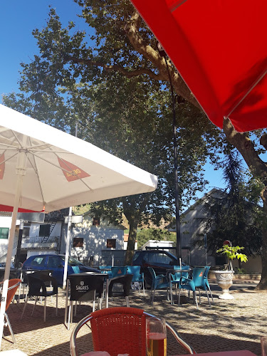 CARLOS MOREIRA UNIPESSOAL LDA - Gastronomia e hotelaria