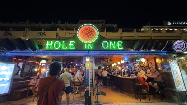 Hole in One Pub - Sports Bar - Gastronomia e hotelaria