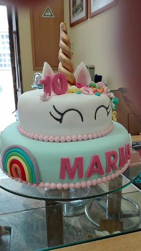 Opinii despre Confeitaria Ideal în Oliveira de Azeméis - Gastronomia e hotelaria