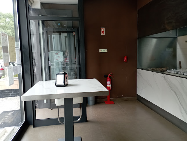 R. Heróis do Ultramar 2 4, 2540-049 Bombarral