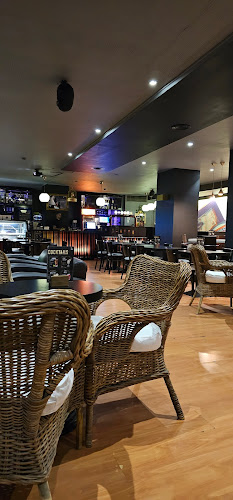 Comentarii opinii despre Magnetic