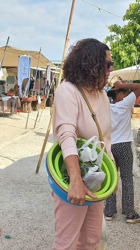 Opinii despre Mercado Mensal de Coina (3.º Domingo de cada mês) în Coina - Gastronomia e hotelaria