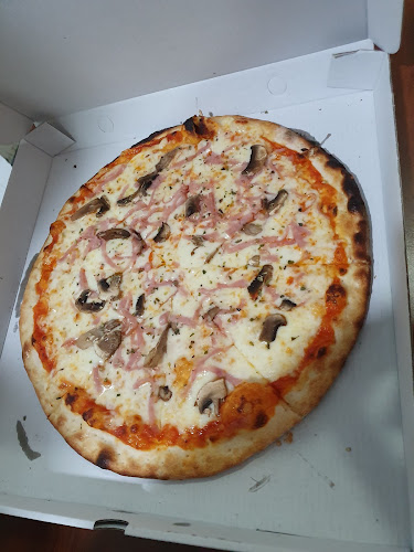 https://m.facebook.com/pages/Estambul-Doner-Kebap/283791198475378