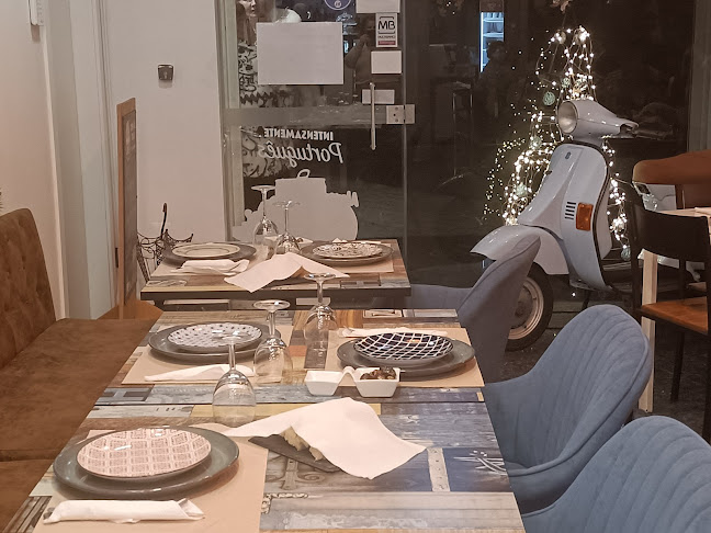 Sandra's Café - Fernão Ferro