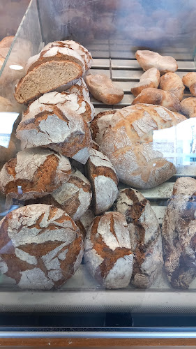 Av. Europa 404 Cacia, 3800-230 Aveiro