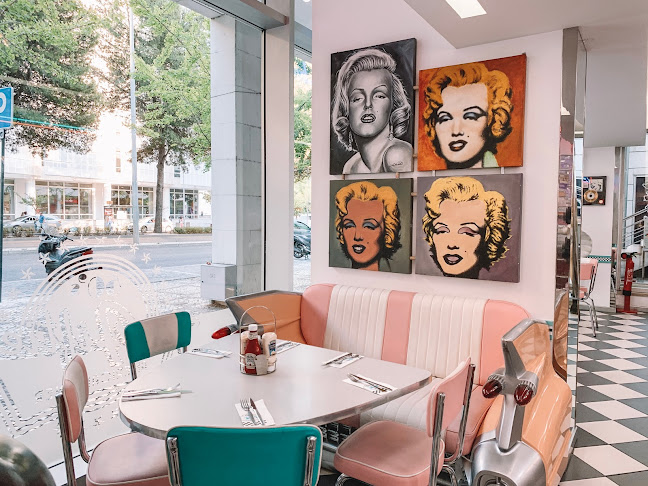 The Fifties Diner - Gastronomia e hotelaria