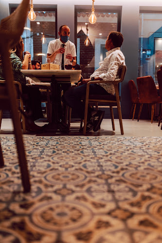 Tv. de Cedofeita 48, 4050-183 Porto