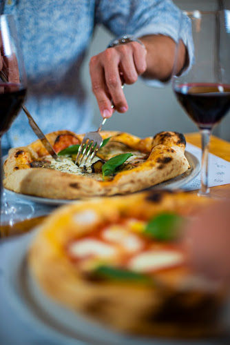 https://m.facebook.com/veramentepizzaevino/