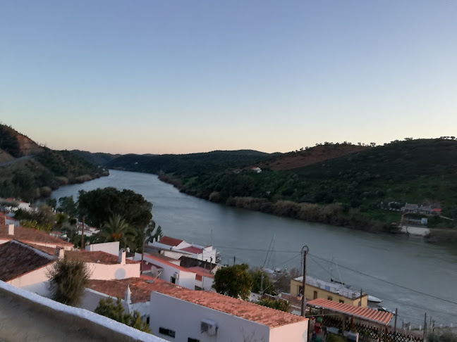 Restaurant Cafe do Cais - Gastronomia e hotelaria