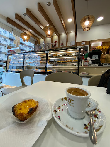 Pão Quentinho - Esgueira