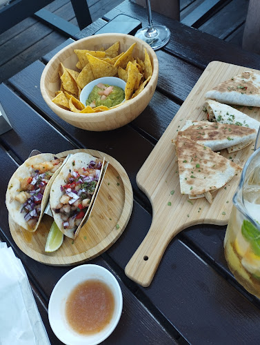 Lounge Bar - Gastronomia e hotelaria