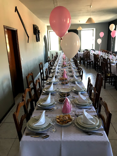 Reviews of Fafe Restaurante Desigual in Arões (São Romão) - Gastronomia e hotelaria