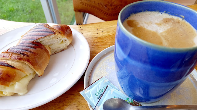 Opinii despre Padaria S. Roque în Foz do Sousa - Gastronomia e hotelaria