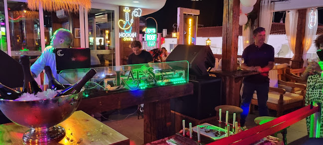 Opinii despre Kat's Rooftop pub Albufeira în Albufeira - Gastronomia e hotelaria
