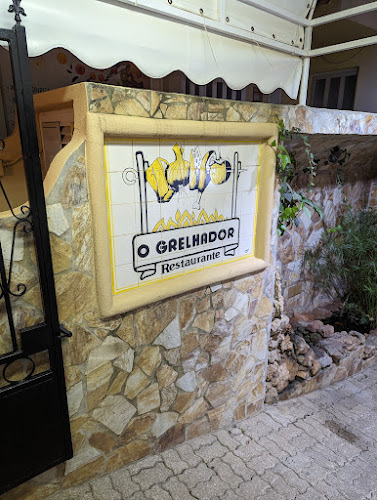 Estrada Senhora da Rocha,, 8400-450